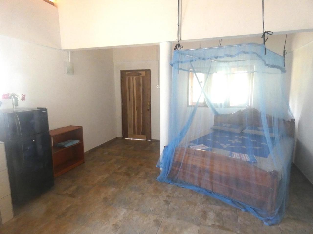 Sunshine Cafe Apartment Tangalle Exterior photo